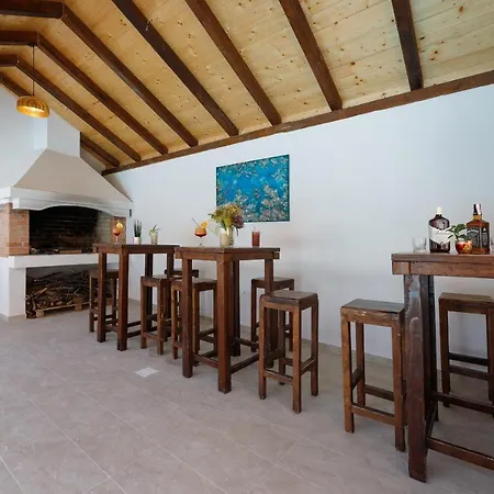 ゲストハウス Ellena