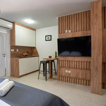 Ellena ゲストハウス