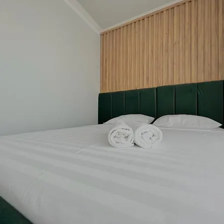 Ellena ゲストハウス ザダル