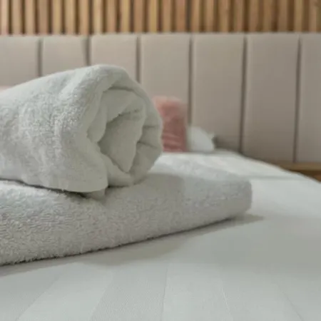 Ellena ゲストハウス ザダル