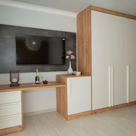 ゲストハウス Ellena ザダル